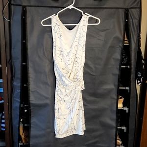 White and gray summer dress. Size small. Nordstrom find! Staple brand